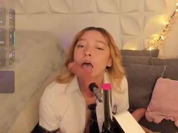 Juliethmosss Chaturbate stream image from January 07, 2026