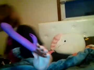 Yillingmatriarch Chaturbate stream image from January 07, 2026
