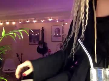Icecreamamy Chaturbate stream image from January 08, 2026