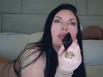 1lovely1 Chaturbate stream image from January 08, 2026
