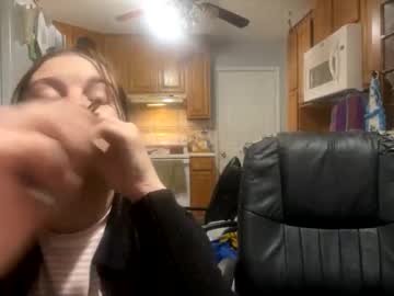 Queenandkingcray Chaturbate stream image from January 08, 2026