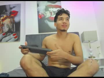 Michael__Ross Chaturbate stream image from January 08, 2026