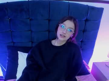 Alyy_Cut3 Chaturbate stream image from January 08, 2026