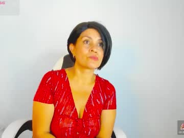 Carolinnefiotti Chaturbate stream image from January 08, 2026