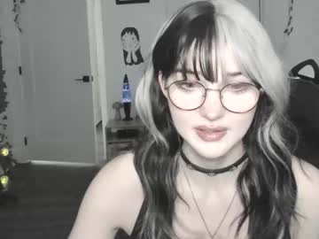Blackberryfizz Chaturbate stream image from January 08, 2026