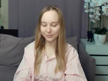 Nicolavanderbie Chaturbate stream image from January 08, 2026