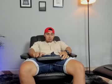 Ronnie_Canford Chaturbate stream image from January 08, 2026