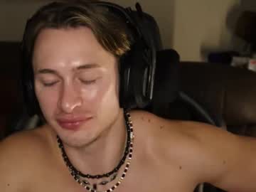 Brentonverde Chaturbate stream image from January 08, 2026