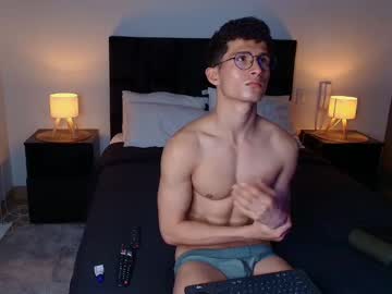 Liam_Your_Boy Chaturbate stream image from January 09, 2026