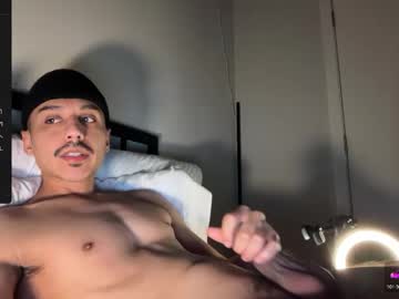 Xmomentumx Chaturbate stream image from January 09, 2026