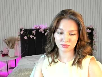 Evelyn_Mist Chaturbate stream image from January 09, 2026