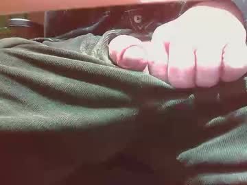Frankyj2 Chaturbate stream image from January 09, 2026