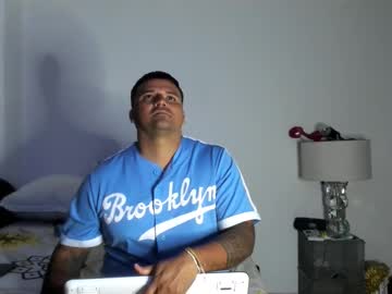 Pikoro_Gomez Chaturbate stream image from January 10, 2026