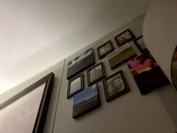 Longjohn121100 Chaturbate stream image from January 10, 2026