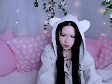 Arielblis Chaturbate stream image from January 10, 2026