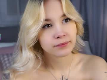 Naomibry Chaturbate stream image from January 10, 2026