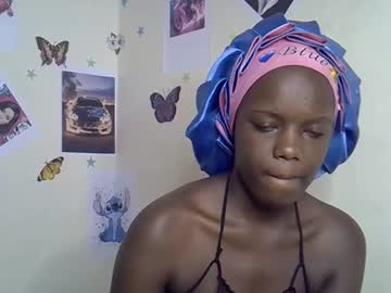 Tinnie_E Chaturbate stream image from January 10, 2026