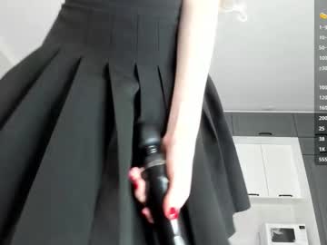 Mollydo11 Chaturbate stream image from January 10, 2026