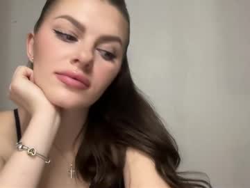 Skirenna Chaturbate stream image from January 10, 2026