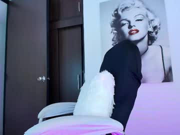 Carolyne_Sweet Chaturbate stream image from January 10, 2026