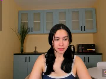 Minniiemile Chaturbate stream image from January 10, 2026