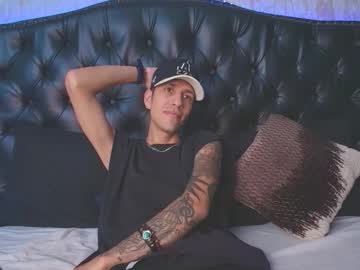 Chris_Castro Chaturbate stream image from January 10, 2026
