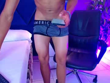 Magnuzmeyer Chaturbate stream image from January 11, 2026