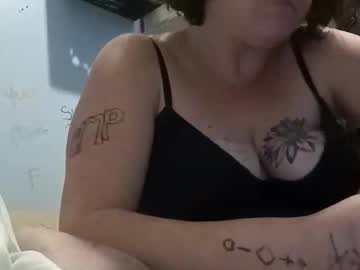 Gurlnextdoor420 Chaturbate stream image from January 11, 2026
