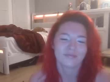 Callmebabyred Chaturbate stream image from January 11, 2026