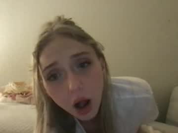 Rosepuzzy69 Chaturbate stream image from January 11, 2026