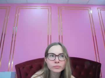 Jessiestarrr Chaturbate stream image from January 11, 2026
