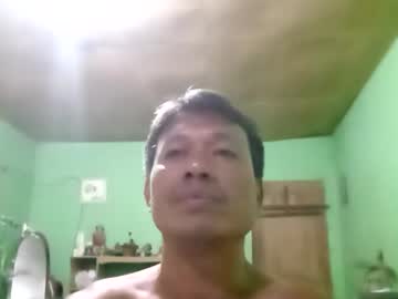 Daddyhug556940 Chaturbate stream image from January 11, 2026