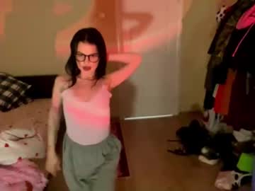 Mitziemeinhard Chaturbate stream image from January 11, 2026