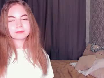 Elenapaker Chaturbate stream image from January 11, 2026