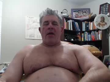 Luv2bnakedallthetime Chaturbate stream image from January 11, 2026