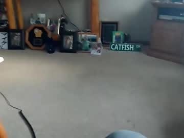 Reconmike Chaturbate stream image from January 11, 2026