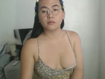 Goldbella_ Chaturbate stream image from January 12, 2026