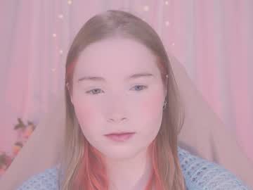 Linalyy Chaturbate stream image from January 12, 2026