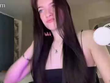 Trix_Off Chaturbate stream image from January 12, 2026