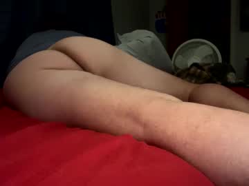 Bigjizzzy Chaturbate stream image from January 12, 2026