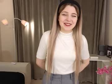 Lia_Grimmy Chaturbate stream image from January 12, 2026