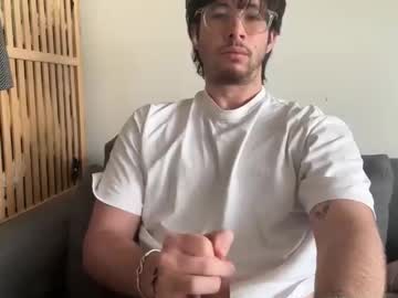 Egmezz Chaturbate stream image from January 12, 2026