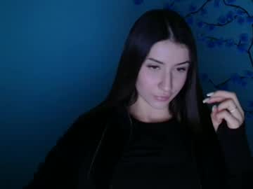 Ariana_Muur Chaturbate stream image from January 12, 2026