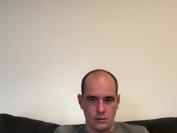 Dan19202 Chaturbate stream image from January 12, 2026