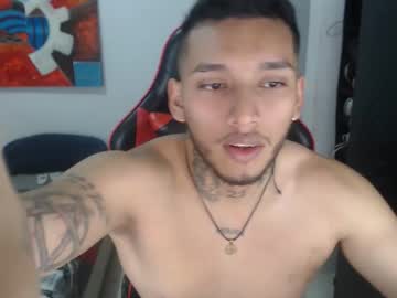 Evanvelvet Chaturbate stream image from January 12, 2026