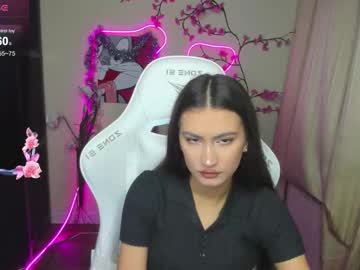 Adeleluu Chaturbate stream image from January 12, 2026