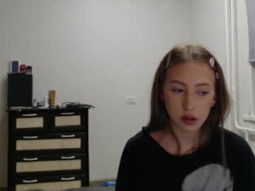 Geroinlove Chaturbate stream image from January 12, 2026