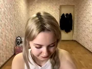 Mallkaoverocker Chaturbate stream image from January 12, 2026