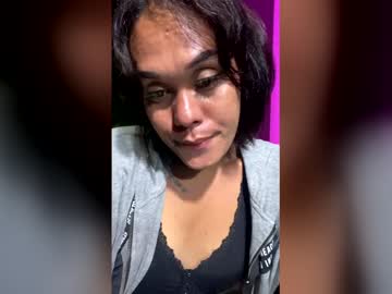 _Hottiemaze Chaturbate stream image from January 12, 2026
