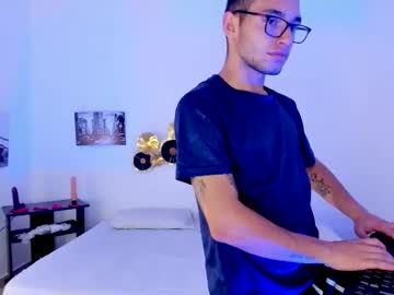 Xxhoty0ung_Boysxx Chaturbate stream image from January 12, 2026